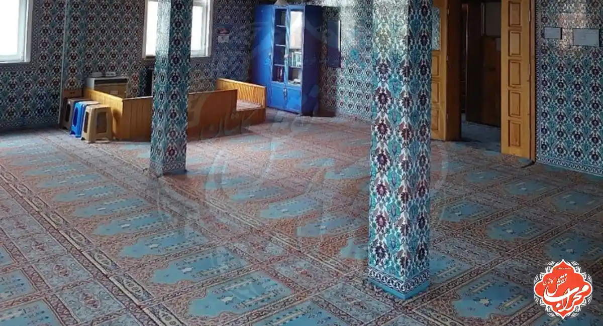 سجاده یا فرش سجادهای: بررسی تفاوتها و کاربردها 2 بررسی کامل تفاوتها و کاربردهای سجاده و فرش سجادهای